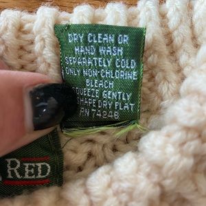 Outback red Icelandic sweater